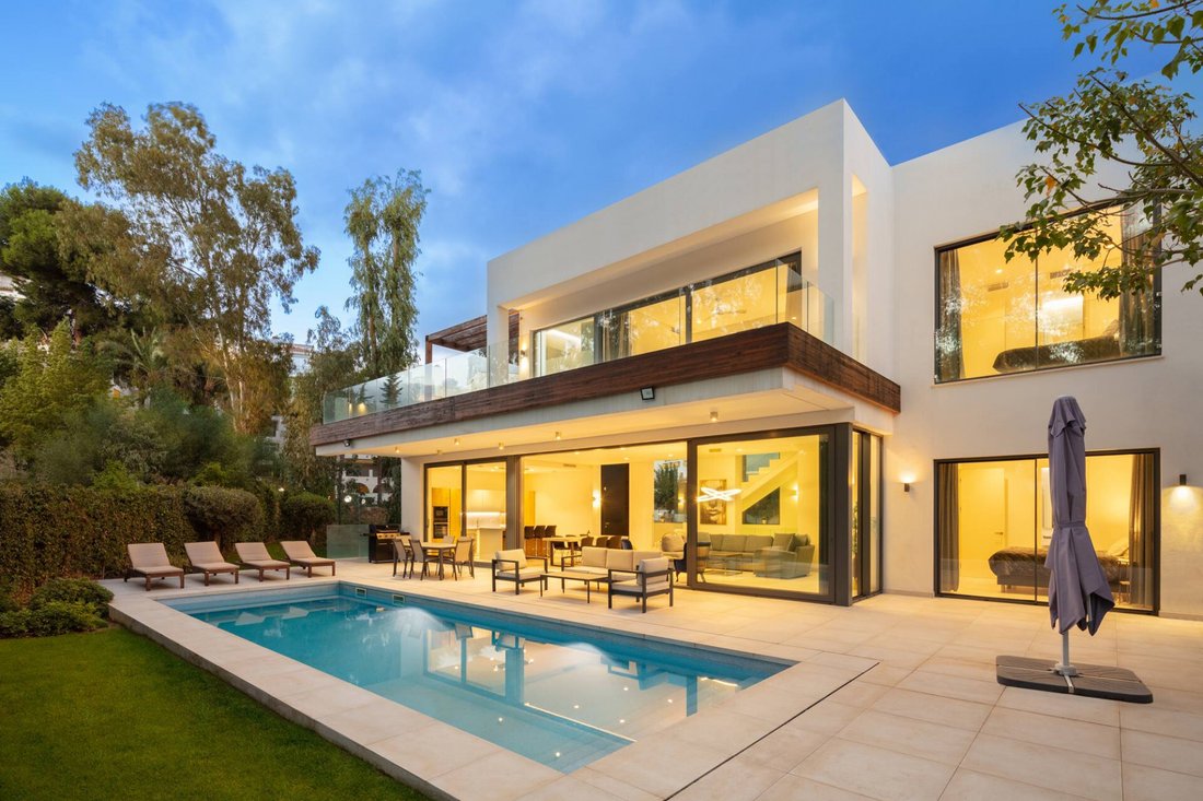 Villa à Estepona, Andalousie, Espagne 1 - 12446376