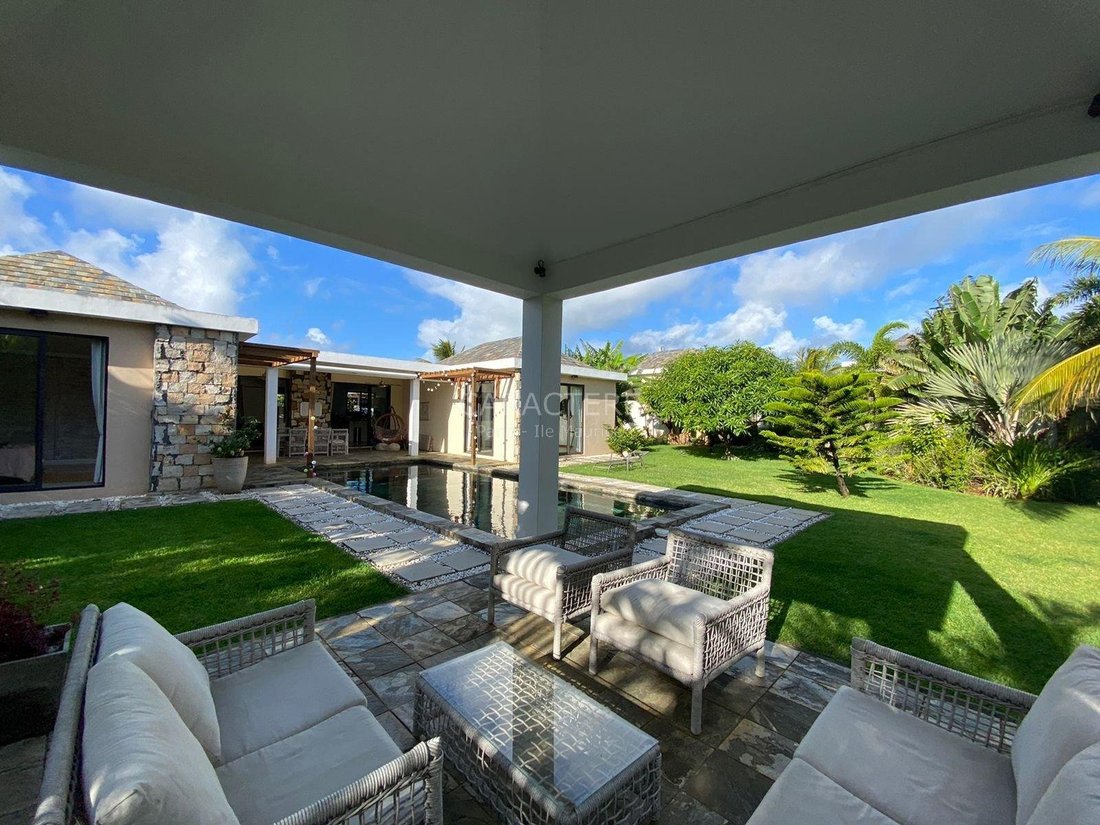4 Bedroom Villa In Cap Malheureux, Rivière Du Rempart District