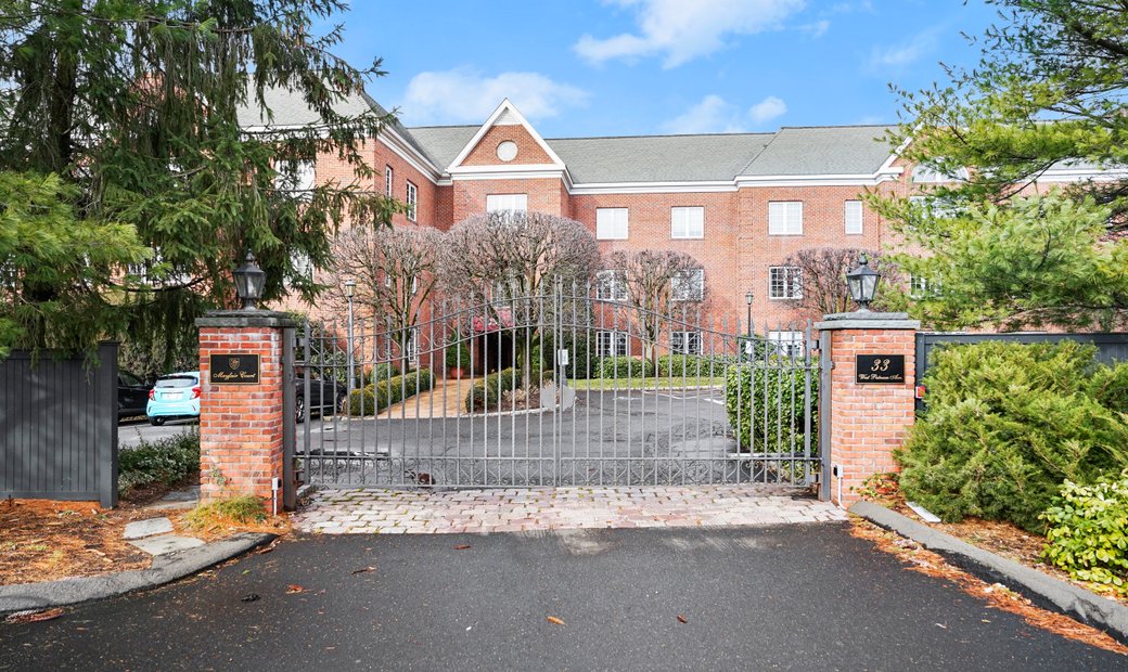 33 Lafayette Court, 1 H In Greenwich, Connecticut, United States For