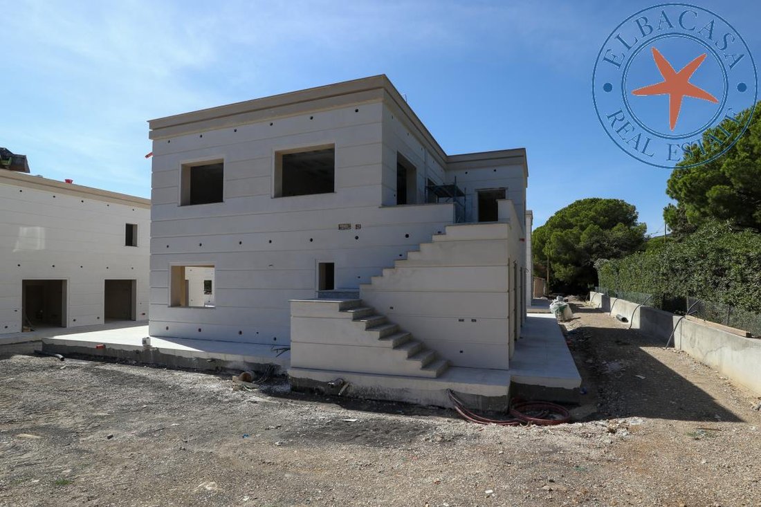 Capoliveri Apartment In Capoliveri, Tuscany, Italy For Sale (12448285)