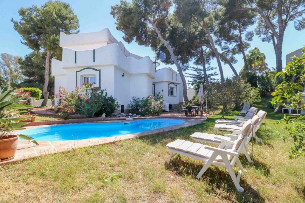 Villa à Marbella, Andalousie, Espagne 1 - 12447251