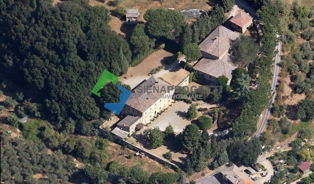 Villa in Siena, Tuscany, Italy 2 - 12448080