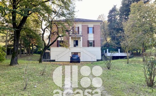 Villa in Sarsina, Emilia-Romagna, Italy 1