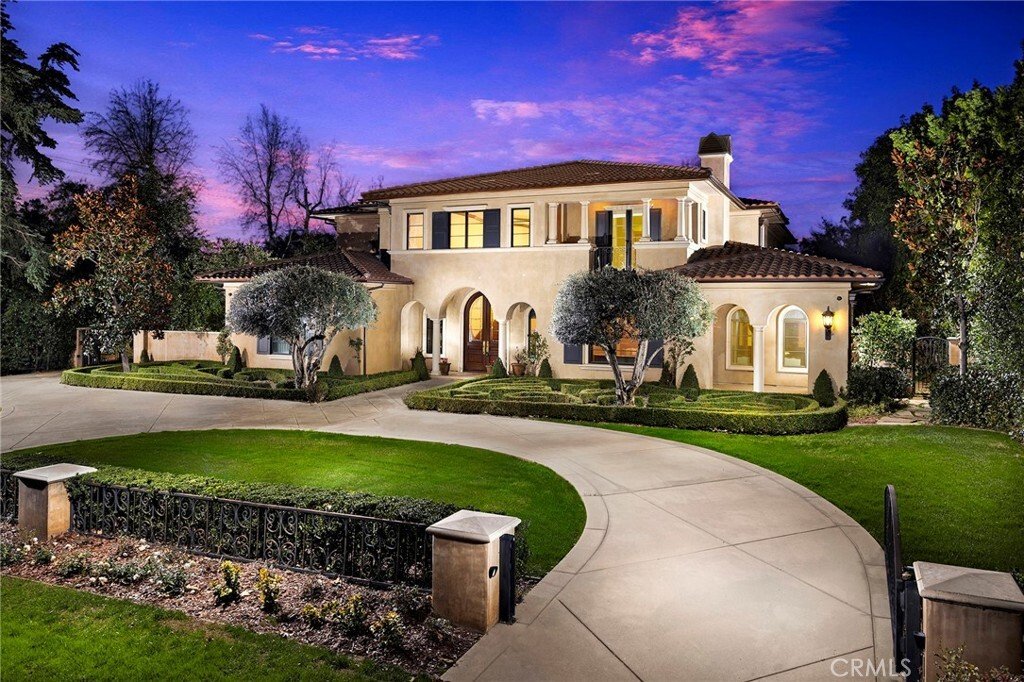 5 Bedrooms Single Family Detached In Arcadia, California, United States