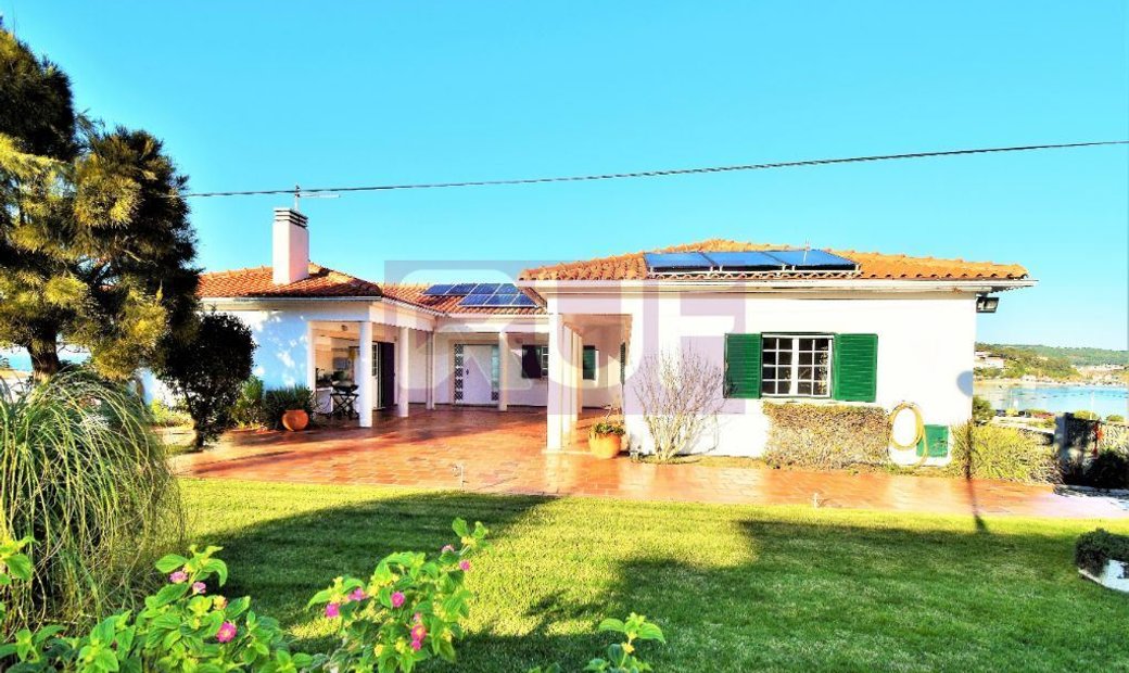 Obidos Villa In Vau, Leiria District, Portugal For Sale (12451344)