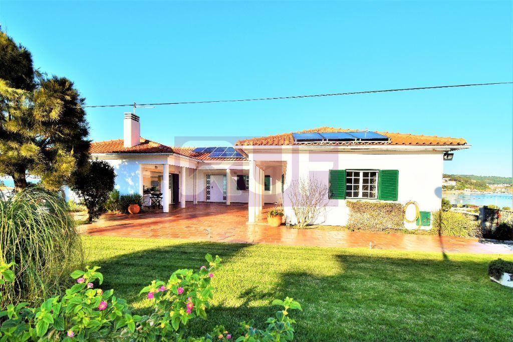 Obidos Villa In Vau, Leiria District, Portugal For Sale (12451344)