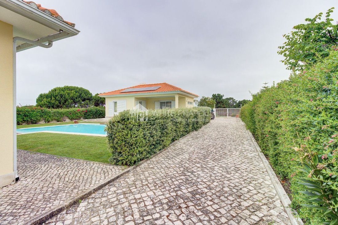 Villa in Lagoa De Albufeira, Setubal, Portugal 4 - 12452419