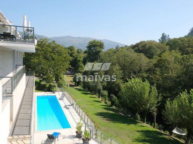 Luxury homes with balcony for sale in Paço Vedro de Magalhães, Viana do