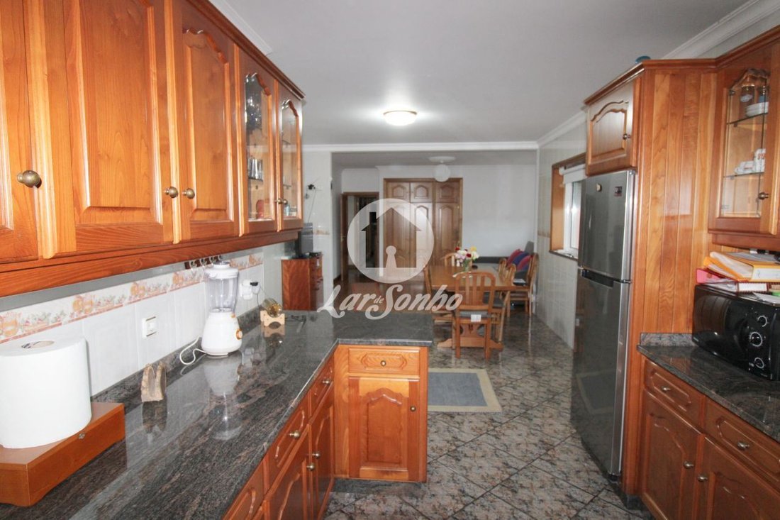 Villa in Aver-o-Mar, Amorim e Terroso, Porto District, Portugal 2 - 12452869