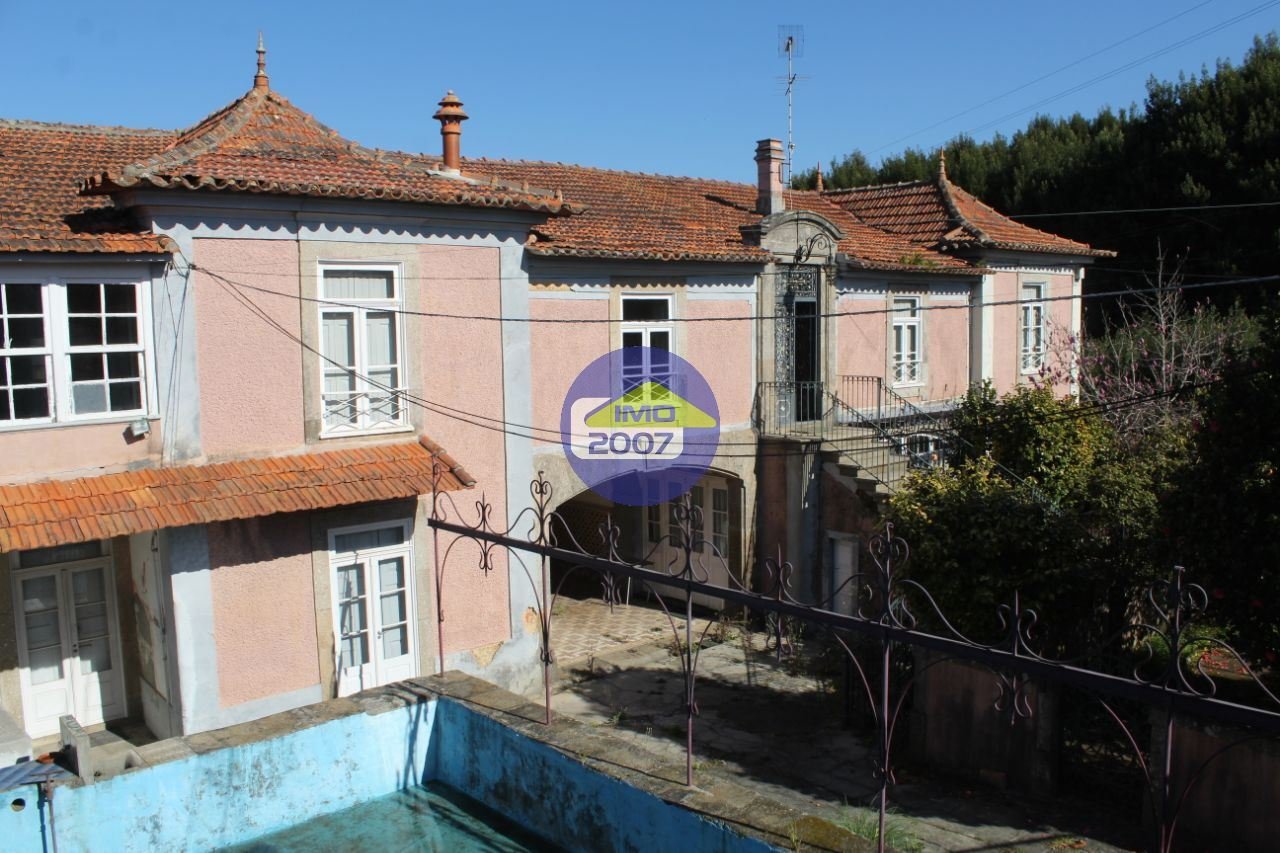 Land for sale in Vila Nova de Gaia, Portugal — €750,000