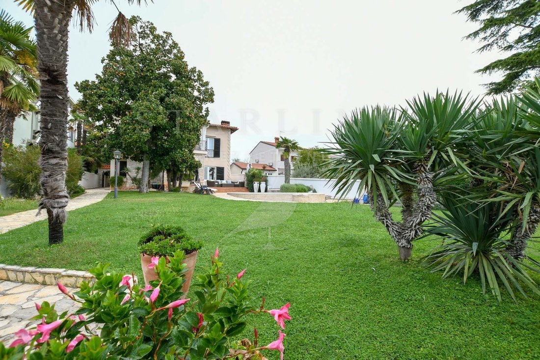 House Umag, 430m2 In Umag, Istria County, Croatia For Sale (12453643)