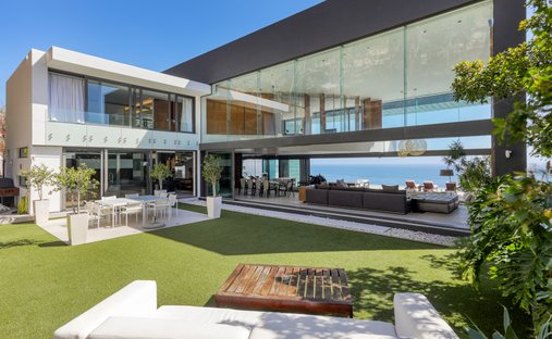 Villa in Cape Town, Western Cape, South Africa 1