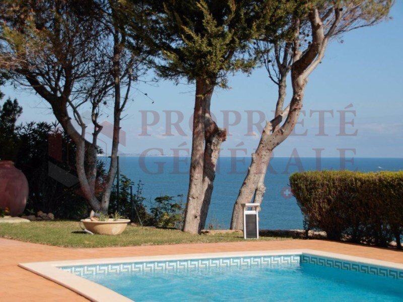 Magnificent 4 Bedroom Villa Overlooking The In Olhos De água, Algarve