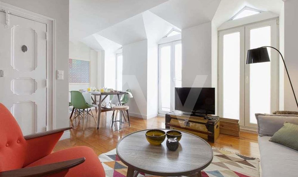 Apartamento T2 Remodelado, Em Santos Lisboa In Lisbon, Lisbon, Portugal For Sale (12456256)