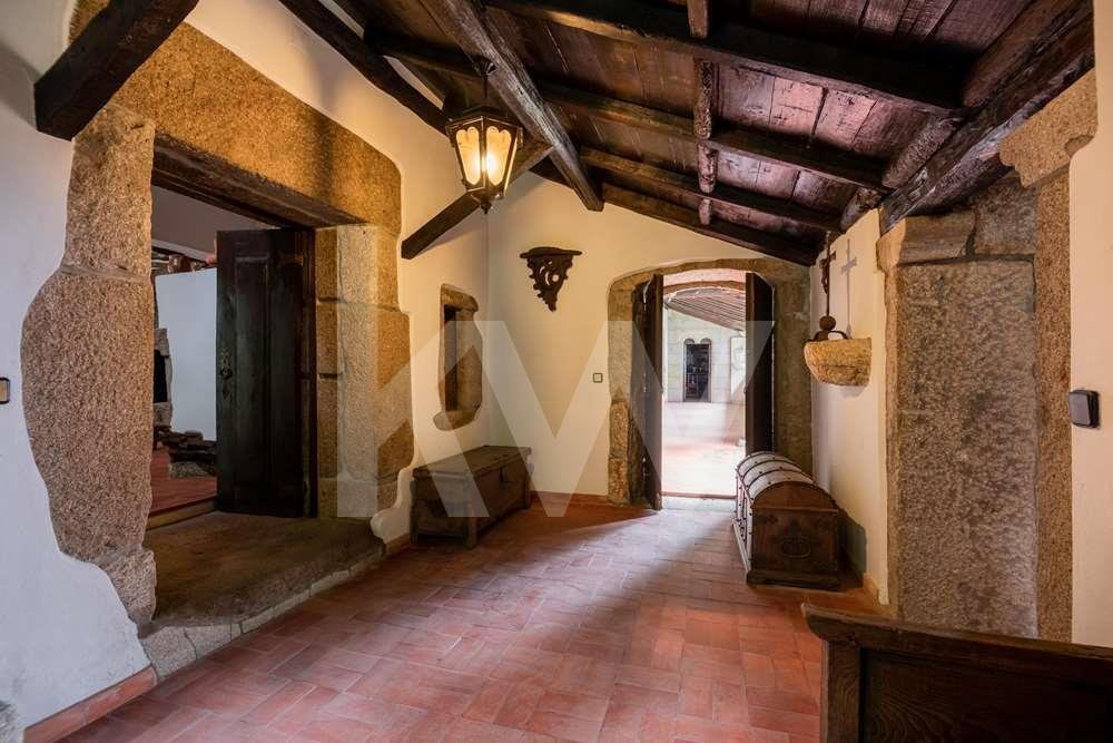 Quinta Com Solar Brasonado Em Escudeiros, Braga In Escudeiros, Braga