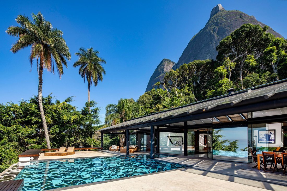 Villa in Rio de Janeiro, State of Rio de Janeiro, Brazil 1 - 12453762