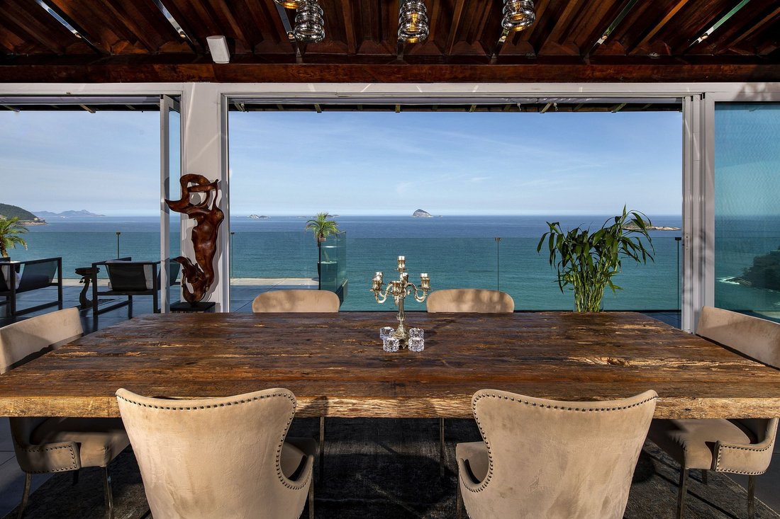 Villa in Rio de Janeiro, State of Rio de Janeiro, Brazil 4 - 12453789