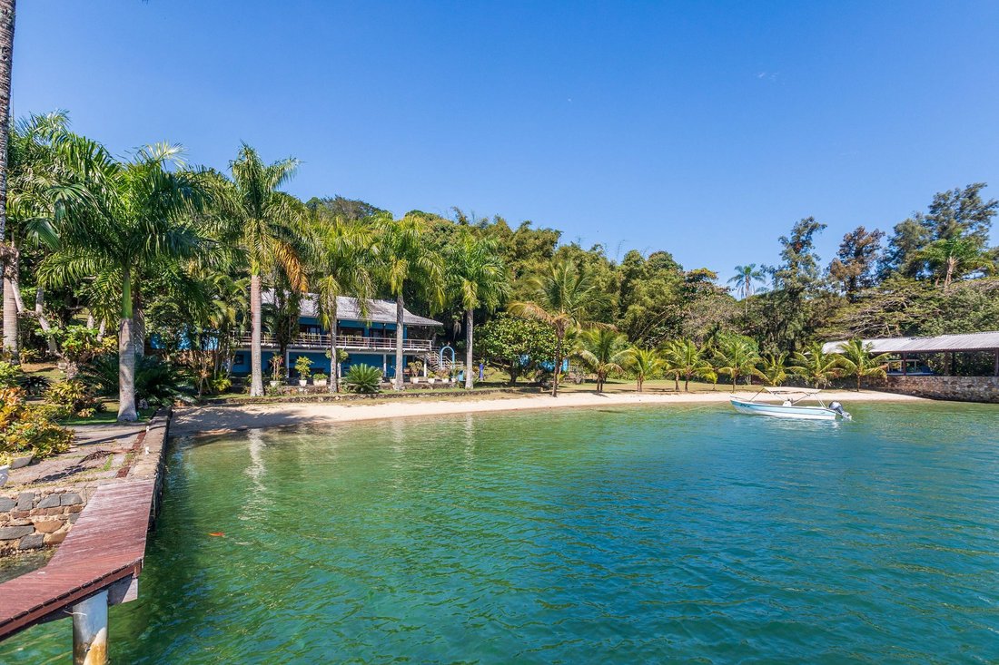 Villa in Angra dos Reis, Angra dos Reis, Brazil 4 - 12453761