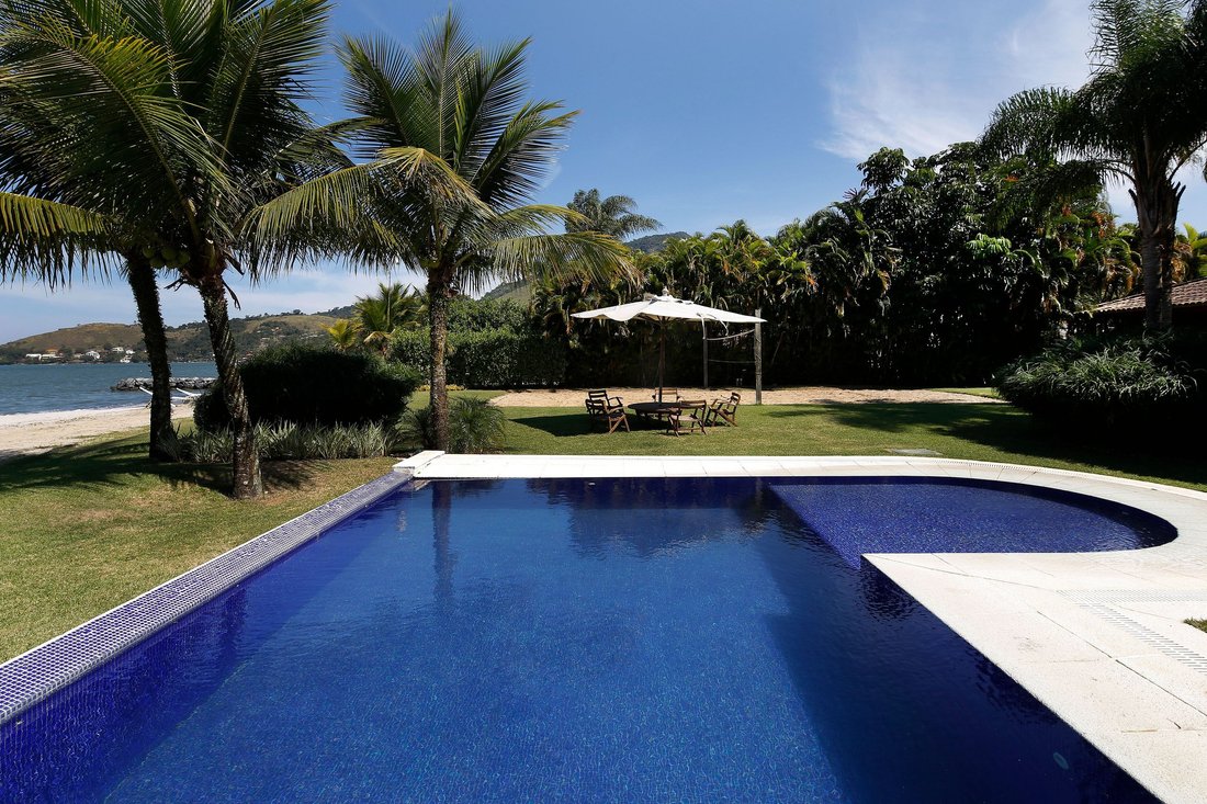 Villa in Mangaratiba, Mangaratiba, Brazil 2 - 12453815