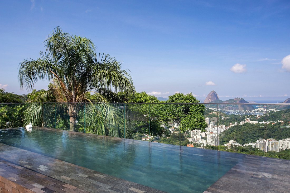 Villa in Rio de Janeiro, State of Rio de Janeiro, Brazil 2 - 12454060