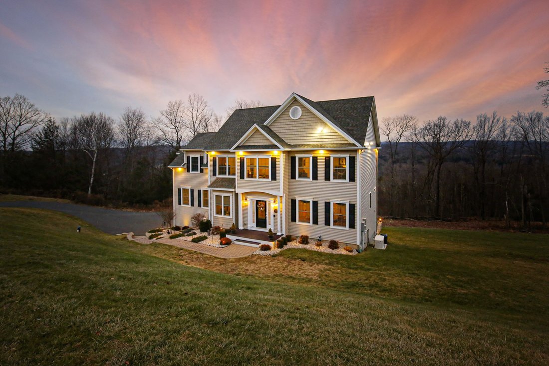 Maison à Southbury, Connecticut, États-Unis 1 - 12459888