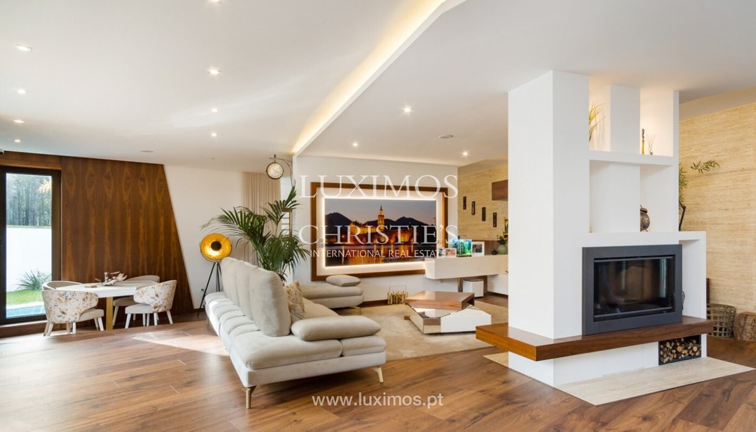 Villa in Ovar, Sao Joao, Arada e Sao Vicente de Pereira Jusa, Aveiro District, Portugal 5 - 12460958