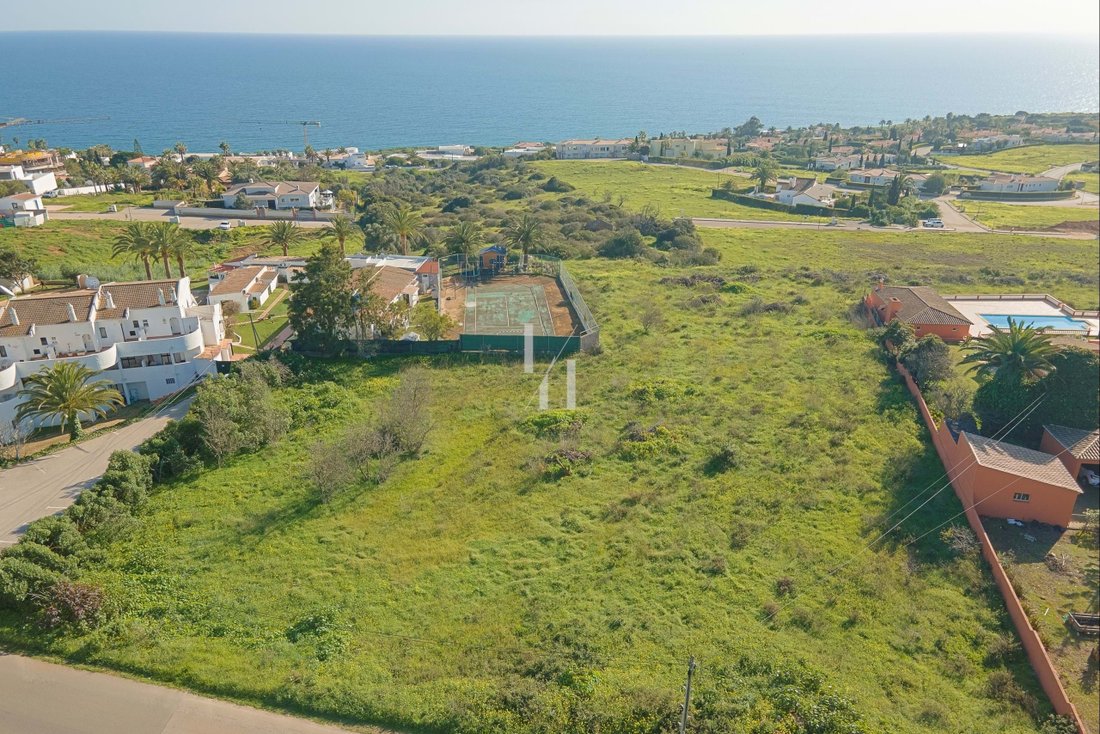 Land in Praia da Luz, Algarve, Portugal 3 - 12460749