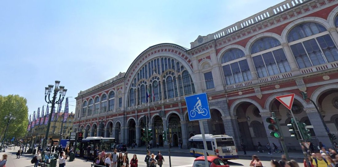 Torino Building In Turin, Piedmont, Italy For Sale (12462376)