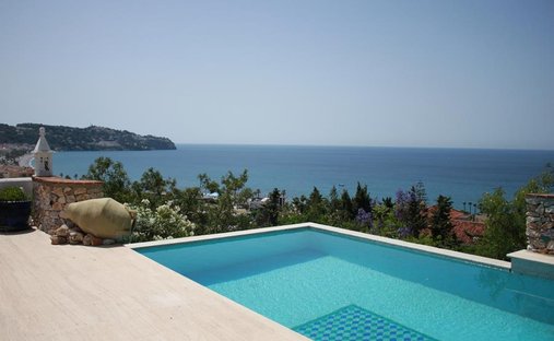 Villa in La Herradura, Almunecar, Spain 1