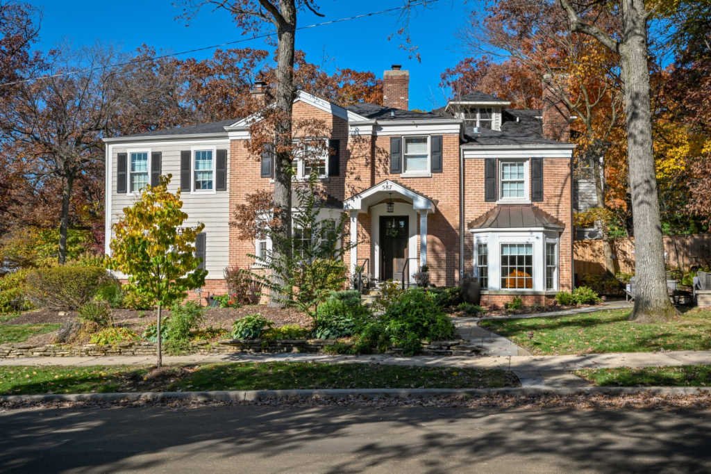 Single Family Detached Glen Ellyn In Glen Ellyn, Illinois, United