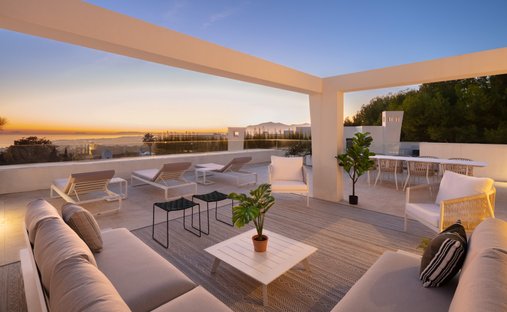Penthouse in Puerto Banus, Marbella, Spain 1