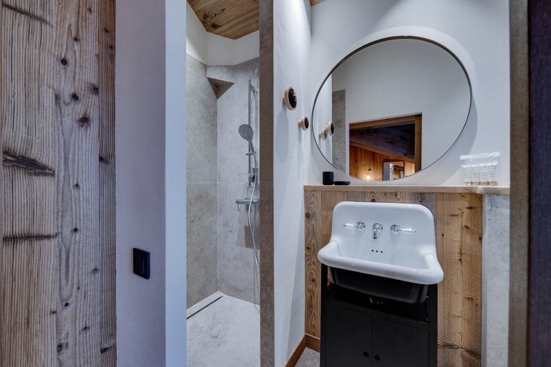 Apartment in Montvalezan, Auvergne-Rhône-Alpes, France 3 - 12464417