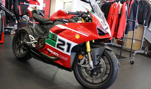 Motorcycles - 112 Ducati for sale on JamesEdition