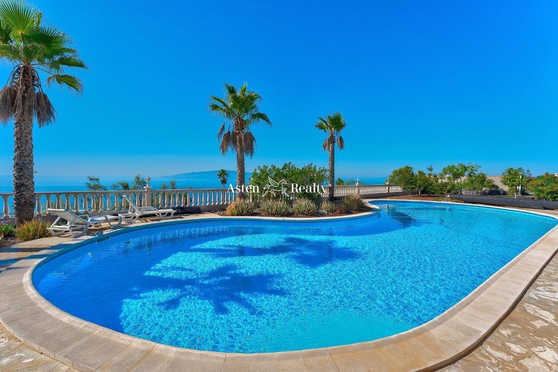 House in Guia de Isora, Canary Islands, Spain 1 - 12464462