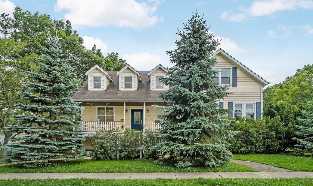 1124 Forest Avenue, Deerfield, Il 60015 In Riverwoods, Illinois, United