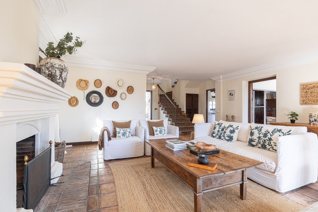 Villa in Marbella, Andalusia, Spain 5 - 12466122