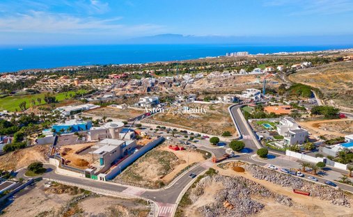 Finca in Costa Adeje, Adeje, Canary Islands 1
