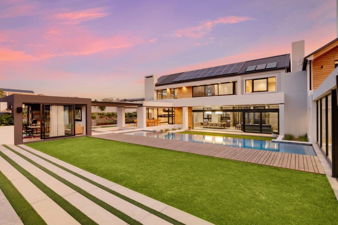 Starling Circle, Blue H Ills Equestrian In Midrand, Gauteng, South