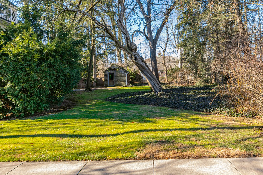 Historic Downtown Princeton Building In Princeton, New Jersey, United