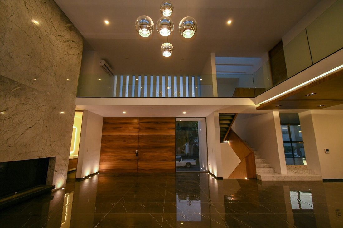 Residencia Arbolada In Tlaquepaque, Jalisco, Mexico For Sale (12466893)