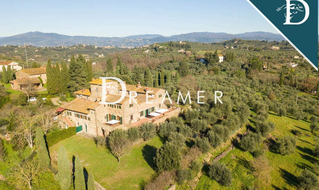 Single House For Sale In In Tuscany, Italy For Sale (12466922)