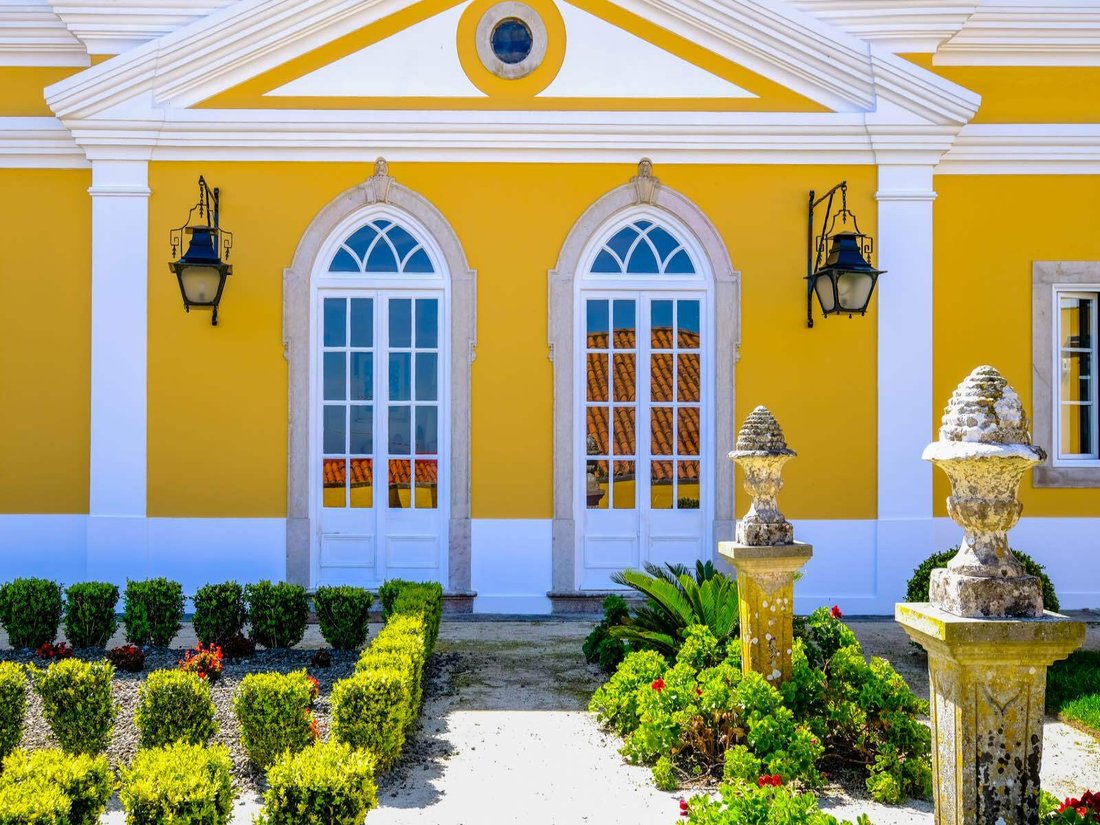 Whispers of the Marquis: A Romantic Palacete Crowned in Sintra’s Golden Light - 5