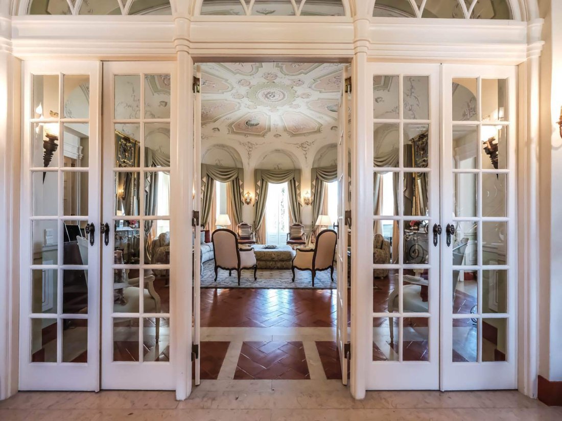 Whispers of the Marquis: A Romantic Palacete Crowned in Sintra’s Golden Light