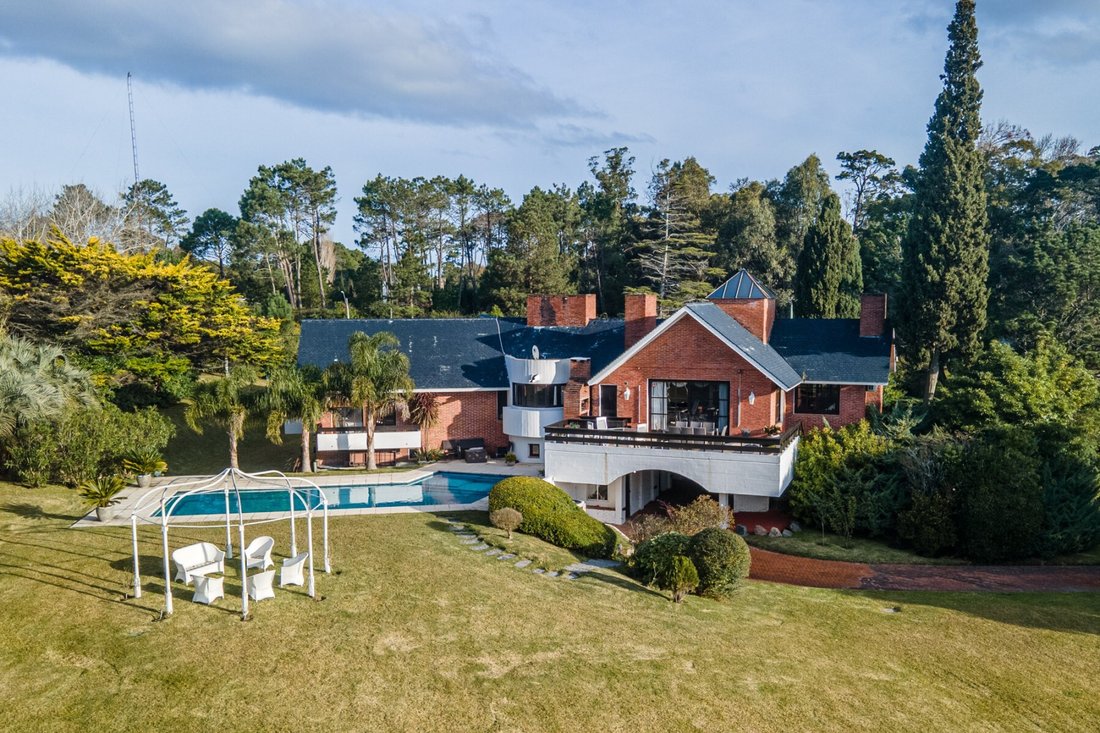 Residence At The Principal In Punta