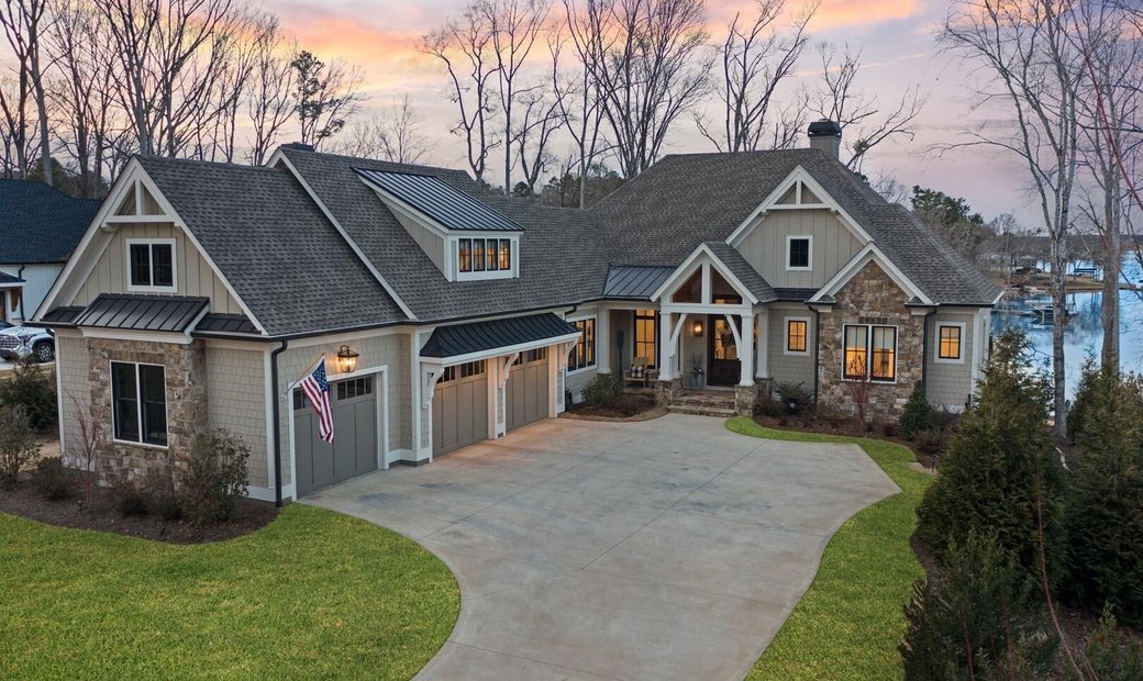 Magnificent Waterfront Home In Cuscowilla In Eatonton, United States For Sale (12472585)