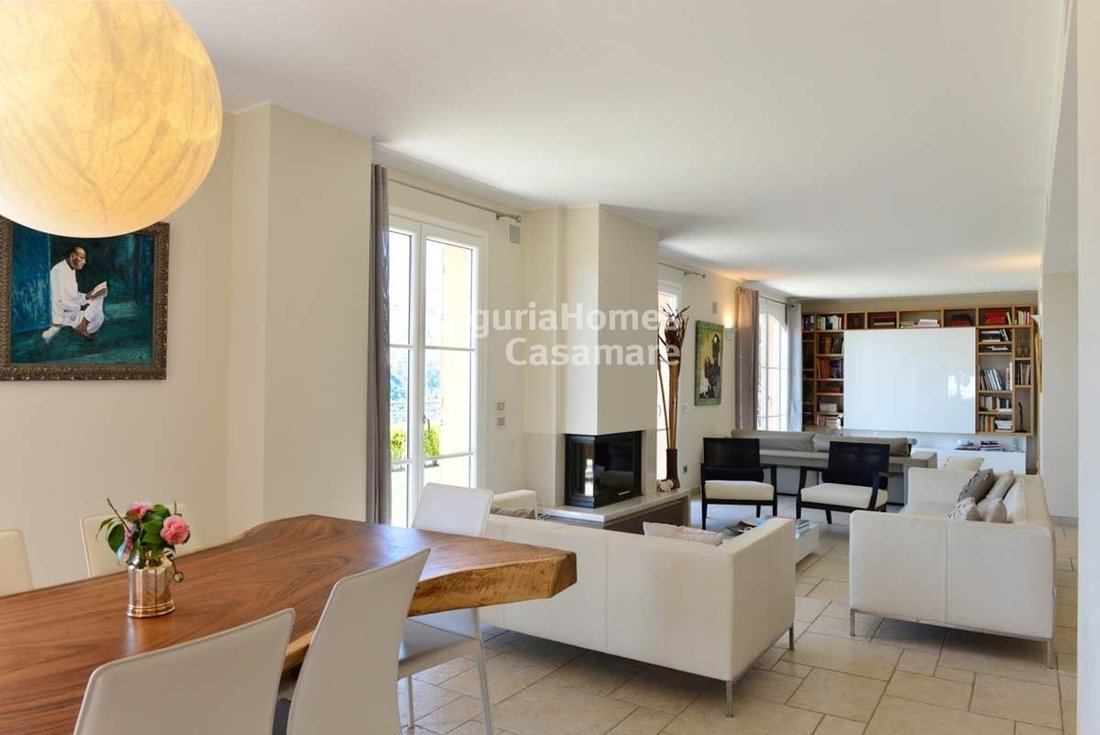 Villa à Vallecrosia, Ligurie, Italie 3 - 12470345