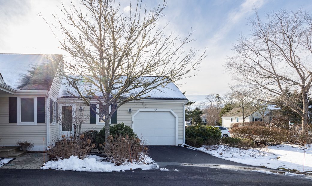 Stunning In Southport! In Mashpee, Massachusetts, United States For