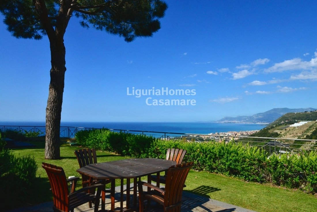 Villa à Vallecrosia, Ligurie, Italie 2 - 12470345