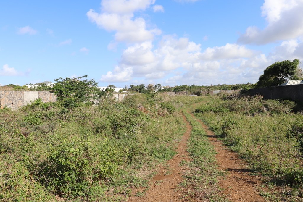 Residential Plot Of 150 In Grand Baie, Rivière Du Rempart District