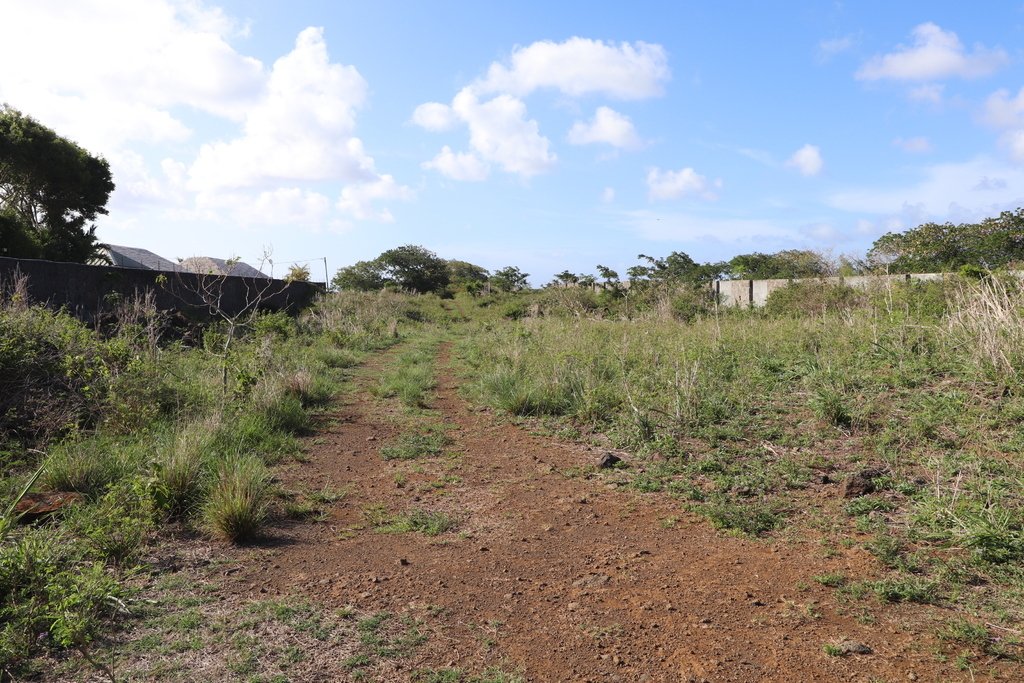 Residential Plot Of 150 In Grand Baie, Rivière Du Rempart District